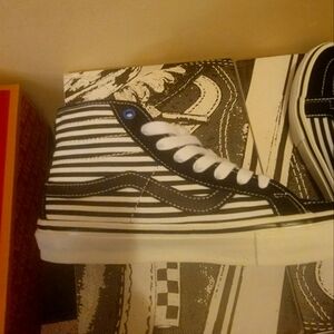 Vans X Breana Geering, Sk8-hi, never worn, in box, size 8.5m